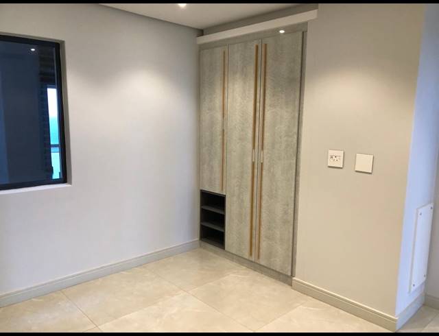 3 BEDROOM APARTMENT FOR SALE IN UMHLANGA RIDGE